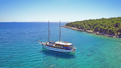 Motorsegler Vollcharter in Kroatien